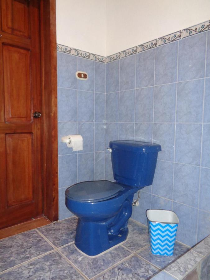 Livingston Resort Hotel Esterno foto