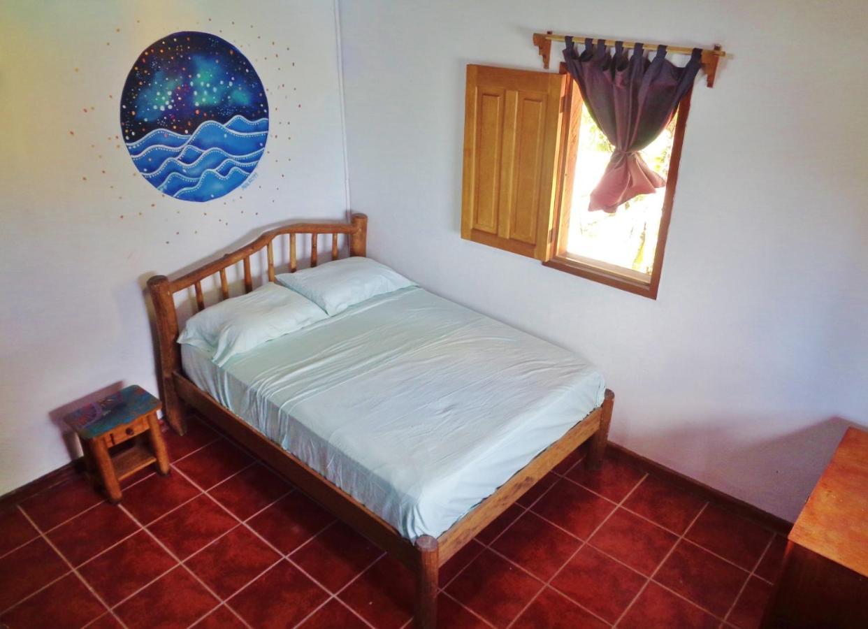 Livingston Resort Hotel Esterno foto